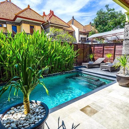 De Cinta Villa - Kuta - 5 Bedrooms - Heart Of Kuta Dış mekan fotoğraf