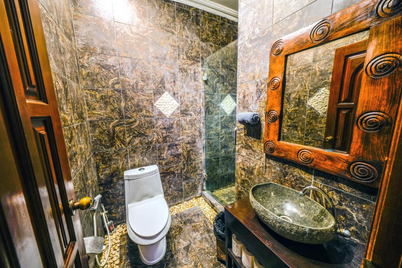 De Cinta Villa - Kuta - 5 Bedrooms - Heart Of Kuta Dış mekan fotoğraf