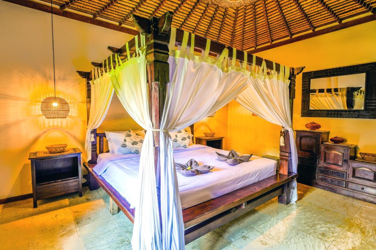 De Cinta Villa - Kuta - 5 Bedrooms - Heart Of Kuta Dış mekan fotoğraf